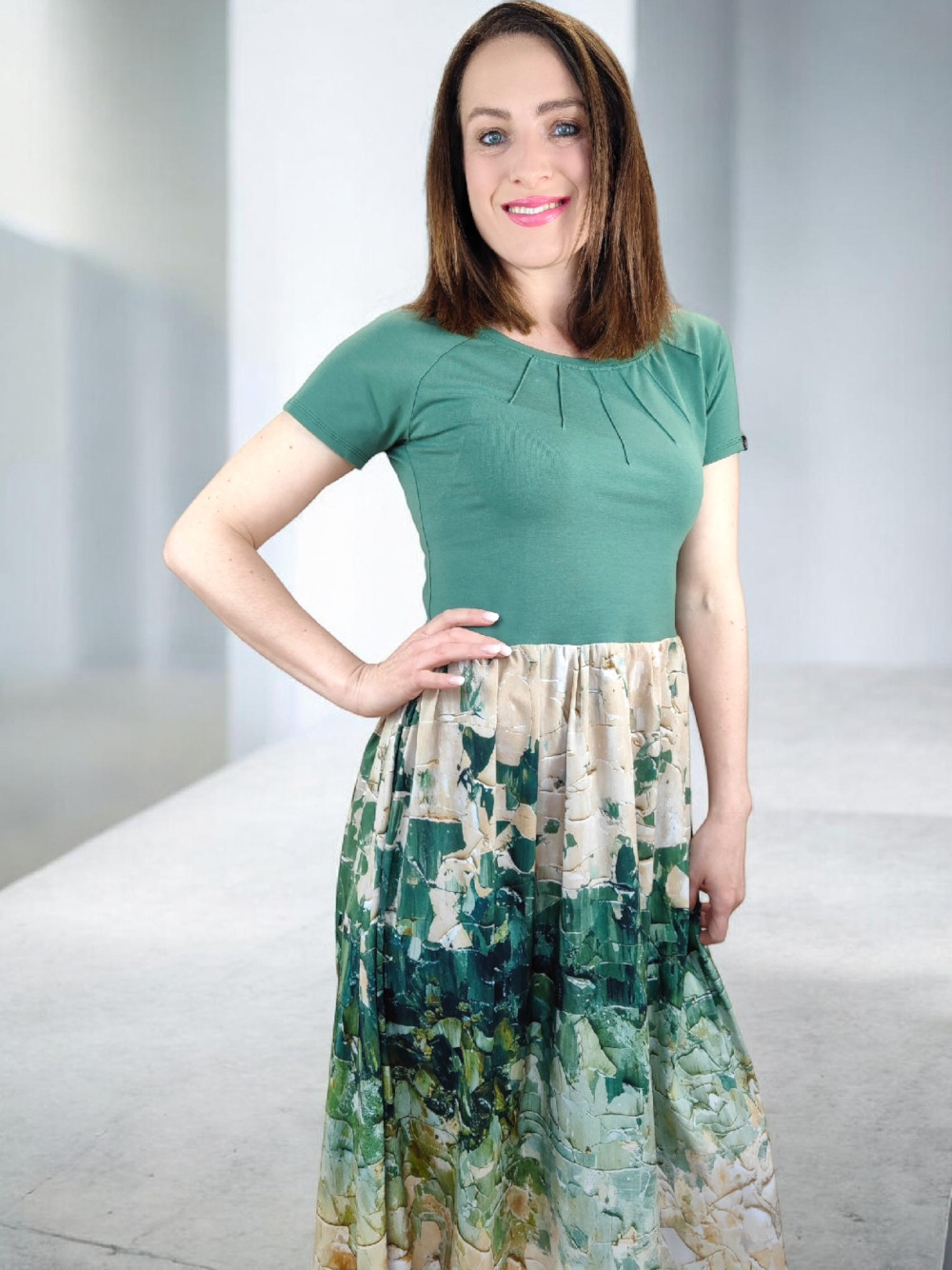 Dlouhé letní šaty TILLY zelenobéžové